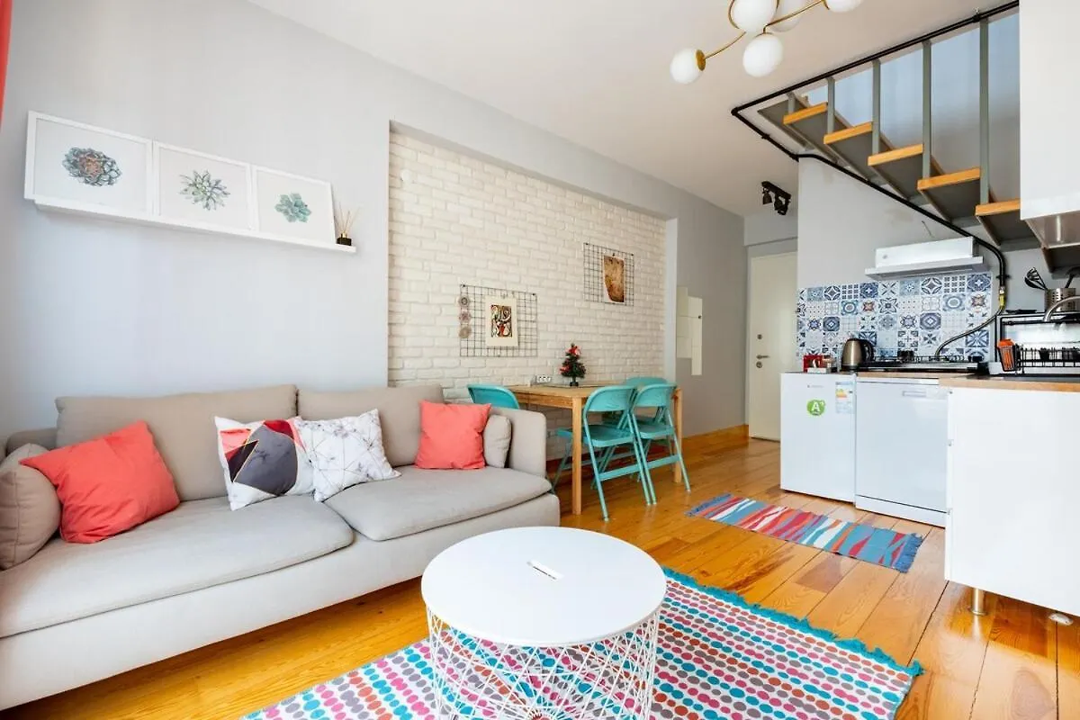 Cosy Triplex Flat Apartment Istanbul