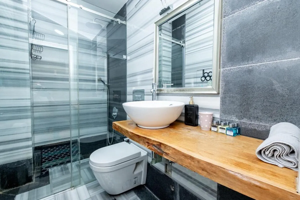 Cosy Triplex Flat Apartment Istanbul